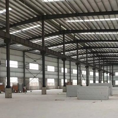 Construção de estruturas pré-fabricadas de aço para armazenamento de cavalos Serviço de corte de celeiros