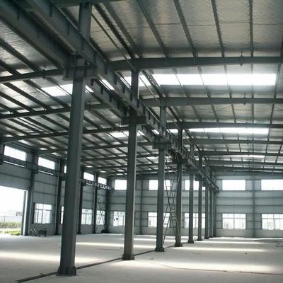 Construção de estruturas pré-fabricadas de aço para armazenamento de cavalos Serviço de corte de celeiros