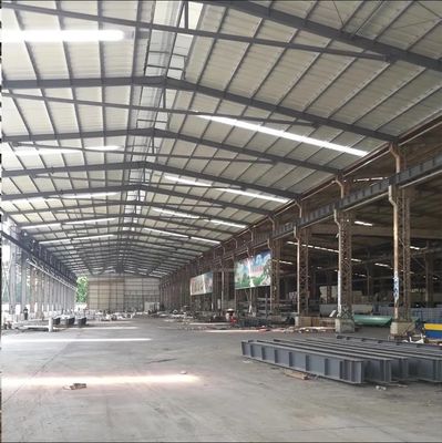Tecido de aço ondulado Armazém de painéis de sanduíche pré-fabricados para a categoria Q235B Q355B