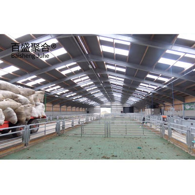 Q235 Aço com baixo teor de carbono Preconceito pesado Estrutura de aço do celeiro de ovelhas/vacas Casas agrícolas Casas de frango comerciais