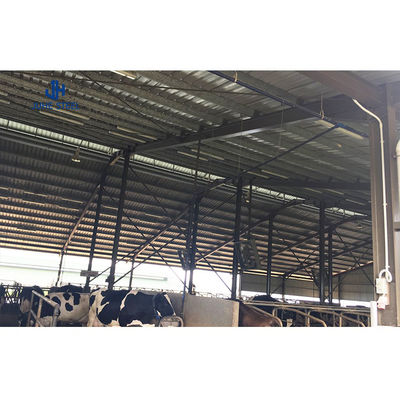 Estrutura de aço leve altamente flexível Tenda de gado para abrigo de gado comprimento 60-200m