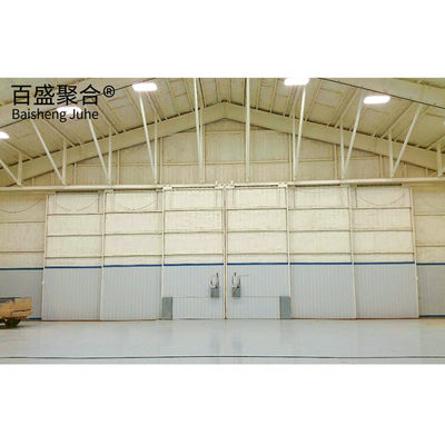 Hangar de aeronave pré-fabricado com estrutura de aço pintada e janela de liga de alumínio